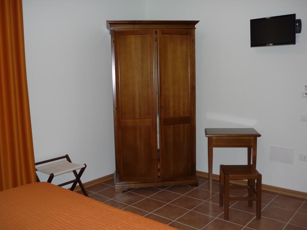 Agriturismo Ai Laghi Pocenia Kamer foto